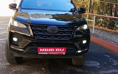 Toyota Fortuner II, 2020 год, 3 690 000 рублей, 2 фотография