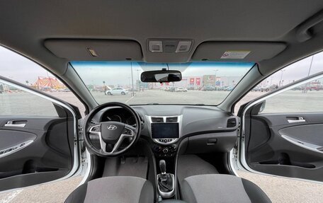 Hyundai Solaris II рестайлинг, 2014 год, 990 000 рублей, 18 фотография