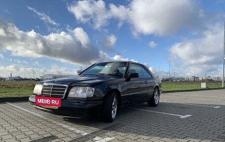 Mercedes-Benz E-Класс, 1994 год, 520 000 рублей, 2 фотография