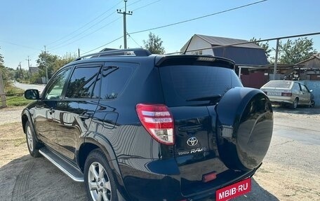 Toyota RAV4, 2011 год, 2 200 000 рублей, 4 фотография