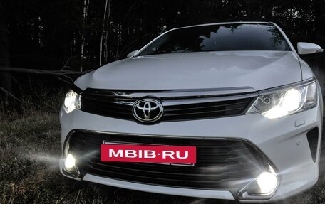 Toyota Camry, 2015 год, 2 630 000 рублей, 2 фотография