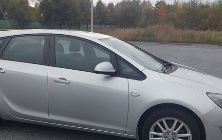 Opel Astra J, 2012 год, 849 000 рублей, 2 фотография