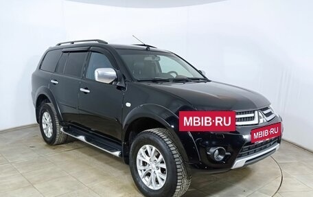 Mitsubishi Pajero Sport II рестайлинг, 2015 год, 2 150 000 рублей, 3 фотография