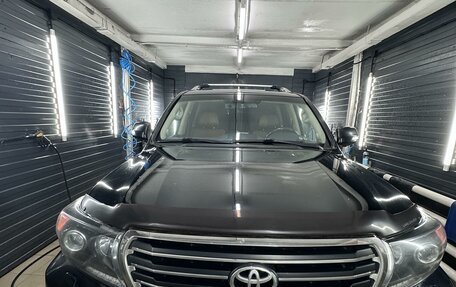 Toyota Land Cruiser 200, 2014 год, 4 300 000 рублей, 2 фотография