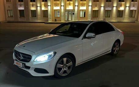 Mercedes-Benz C-Класс, 2017 год, 2 800 000 рублей, 3 фотография