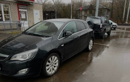 Opel Astra J, 2011 год, 900 000 рублей, 4 фотография