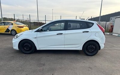 Hyundai Solaris II рестайлинг, 2013 год, 785 000 рублей, 1 фотография