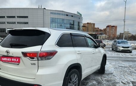 Toyota Highlander III, 2014 год, 3 290 000 рублей, 13 фотография