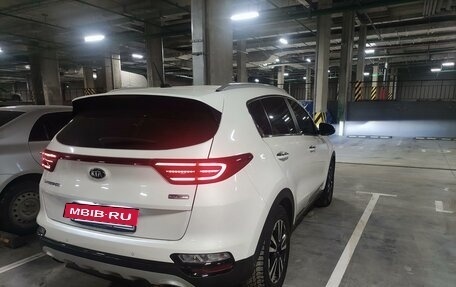 KIA Sportage IV рестайлинг, 2018 год, 2 540 000 рублей, 7 фотография