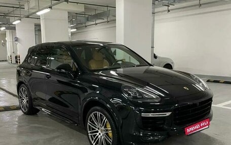 Porsche Cayenne III, 2015 год, 9 000 000 рублей, 2 фотография