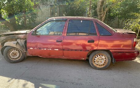 Daewoo Nexia I рестайлинг, 1997 год, 35 000 рублей, 4 фотография