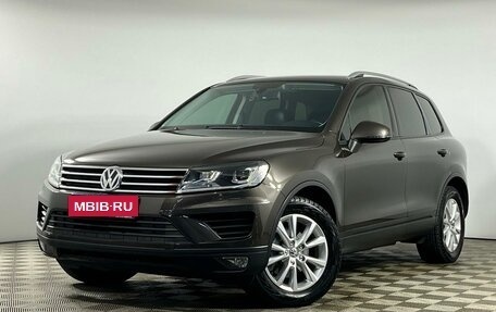 Volkswagen Touareg III, 2015 год, 3 349 000 рублей, 1 фотография