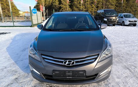 Hyundai Solaris II рестайлинг, 2015 год, 1 139 000 рублей, 2 фотография