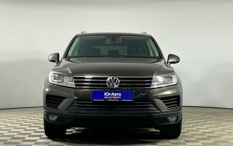 Volkswagen Touareg III, 2015 год, 3 349 000 рублей, 2 фотография