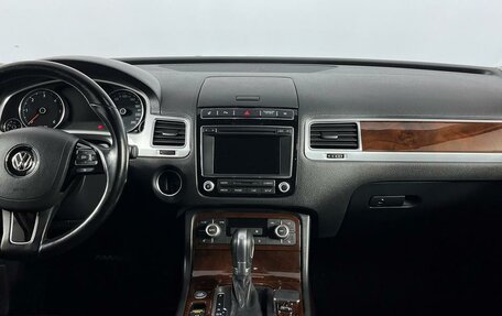 Volkswagen Touareg III, 2015 год, 3 349 000 рублей, 14 фотография