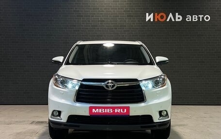 Toyota Highlander III, 2014 год, 2 960 000 рублей, 2 фотография