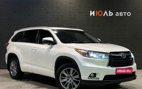 Toyota Highlander III, 2014 год, 2 960 000 рублей, 3 фотография