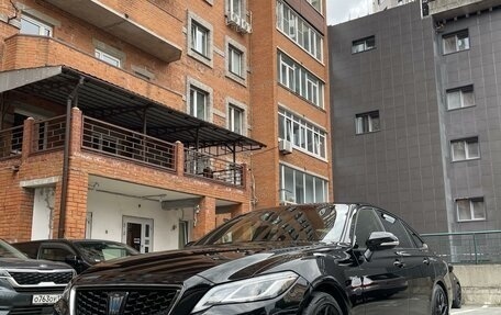 Toyota Crown, 2019 год, 3 150 000 рублей, 3 фотография