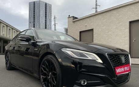 Toyota Crown, 2019 год, 3 150 000 рублей, 19 фотография