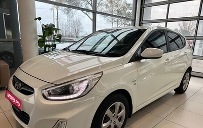 Hyundai Solaris II рестайлинг, 2013 год, 1 150 000 рублей, 1 фотография