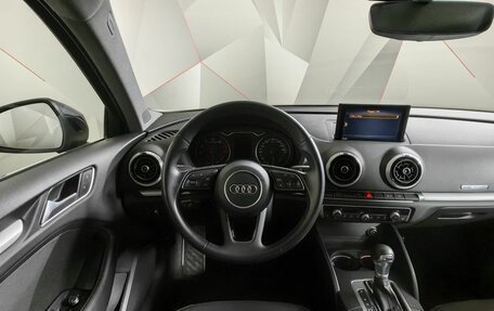 Audi A3, 2019 год, 2 298 000 рублей, 17 фотография