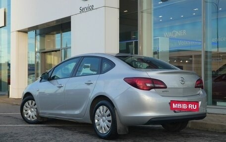 Opel Astra J, 2013 год, 750 000 рублей, 4 фотография