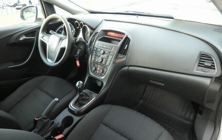 Opel Astra J, 2013 год, 750 000 рублей, 13 фотография