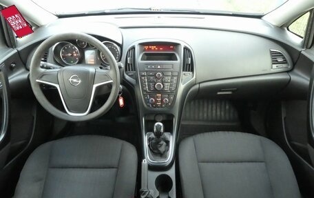 Opel Astra J, 2013 год, 750 000 рублей, 18 фотография