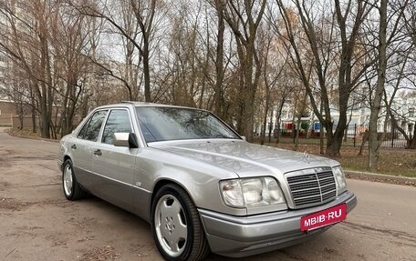 Mercedes-Benz E-Класс, 1995 год, 3 200 000 рублей, 6 фотография