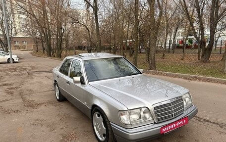 Mercedes-Benz E-Класс, 1995 год, 3 200 000 рублей, 11 фотография