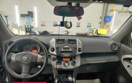 Toyota RAV4, 2008 год, 1 850 000 рублей, 16 фотография