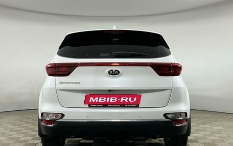 KIA Sportage IV рестайлинг, 2020 год, 2 649 000 рублей, 5 фотография