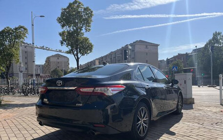 Toyota Camry, 2021 год, 3 100 000 рублей, 5 фотография