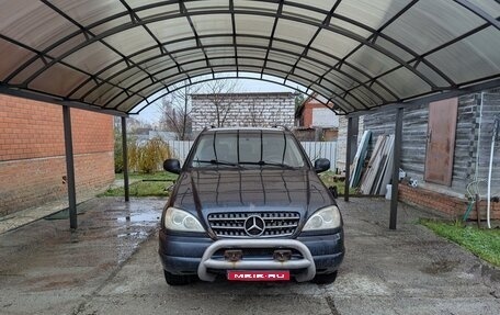 Mercedes-Benz M-Класс, 2000 год, 360 000 рублей, 1 фотография