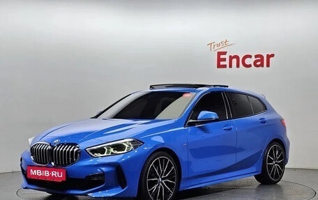 BMW 1 серия, 2020 год, 2 250 000 рублей, 1 фотография