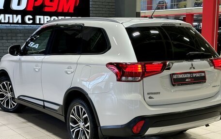 Mitsubishi Outlander III рестайлинг 3, 2015 год, 2 147 000 рублей, 7 фотография