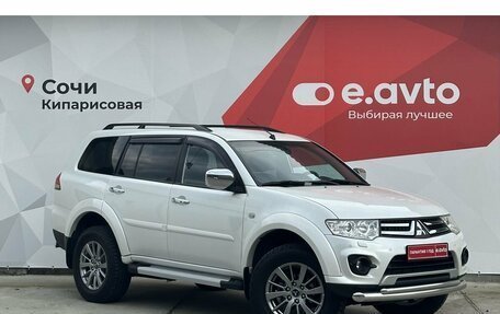 Mitsubishi Pajero IV, 2014 год, 2 700 000 рублей, 3 фотография