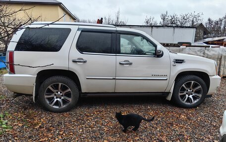 Cadillac Escalade III, 2012 год, 2 499 000 рублей, 2 фотография