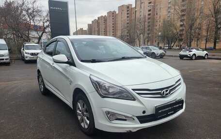 Hyundai Solaris II рестайлинг, 2016 год, 1 050 000 рублей, 3 фотография