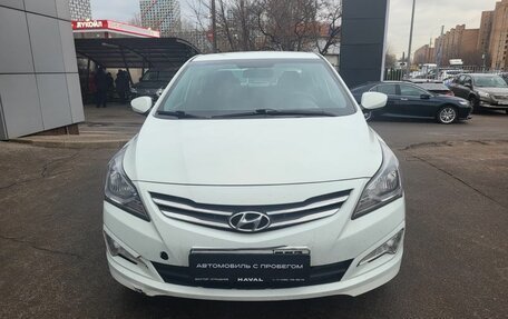 Hyundai Solaris II рестайлинг, 2016 год, 1 050 000 рублей, 2 фотография