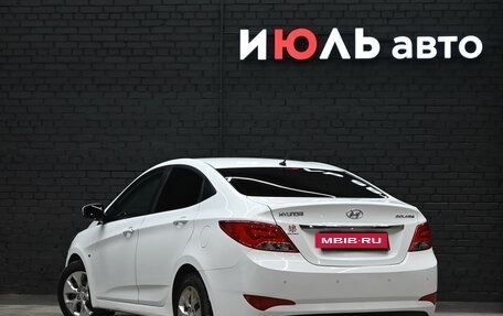 Hyundai Solaris II рестайлинг, 2014 год, 1 140 000 рублей, 5 фотография