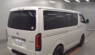 Toyota HiAce H200, 2021 год, 4 897 500 рублей, 2 фотография