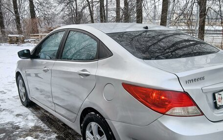 Hyundai Solaris II рестайлинг, 2012 год, 660 000 рублей, 4 фотография