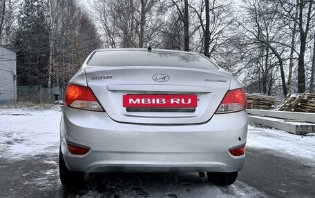 Hyundai Solaris II рестайлинг, 2012 год, 660 000 рублей, 2 фотография