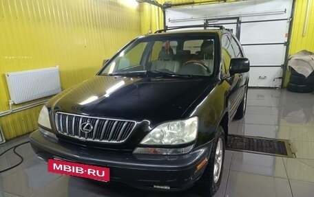 Lexus RX IV рестайлинг, 2001 год, 839 999 рублей, 9 фотография