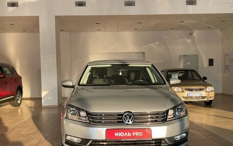 Volkswagen Passat B7, 2011 год, 1 220 000 рублей, 2 фотография