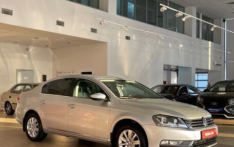 Volkswagen Passat B7, 2011 год, 1 220 000 рублей, 3 фотография