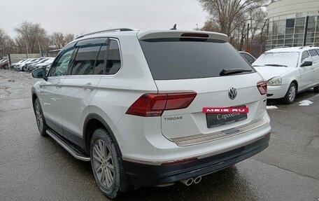 Volkswagen Tiguan II, 2018 год, 2 950 000 рублей, 3 фотография