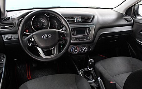 KIA Rio III рестайлинг, 2013 год, 999 000 рублей, 9 фотография