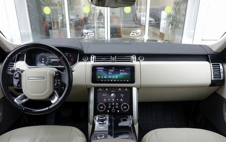 Land Rover Range Rover IV рестайлинг, 2018 год, 6 390 000 рублей, 19 фотография